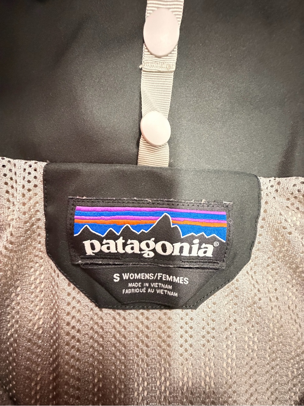 Patagonia WMNS Small Black RECCO Technical Shell Jacket Waterproof Outdoor
B328